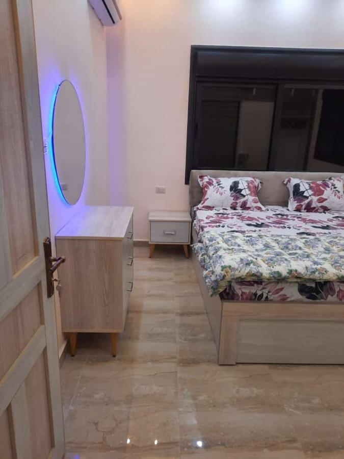 Lotus Housing For Furnished Apartments Dzseras Kültér fotó