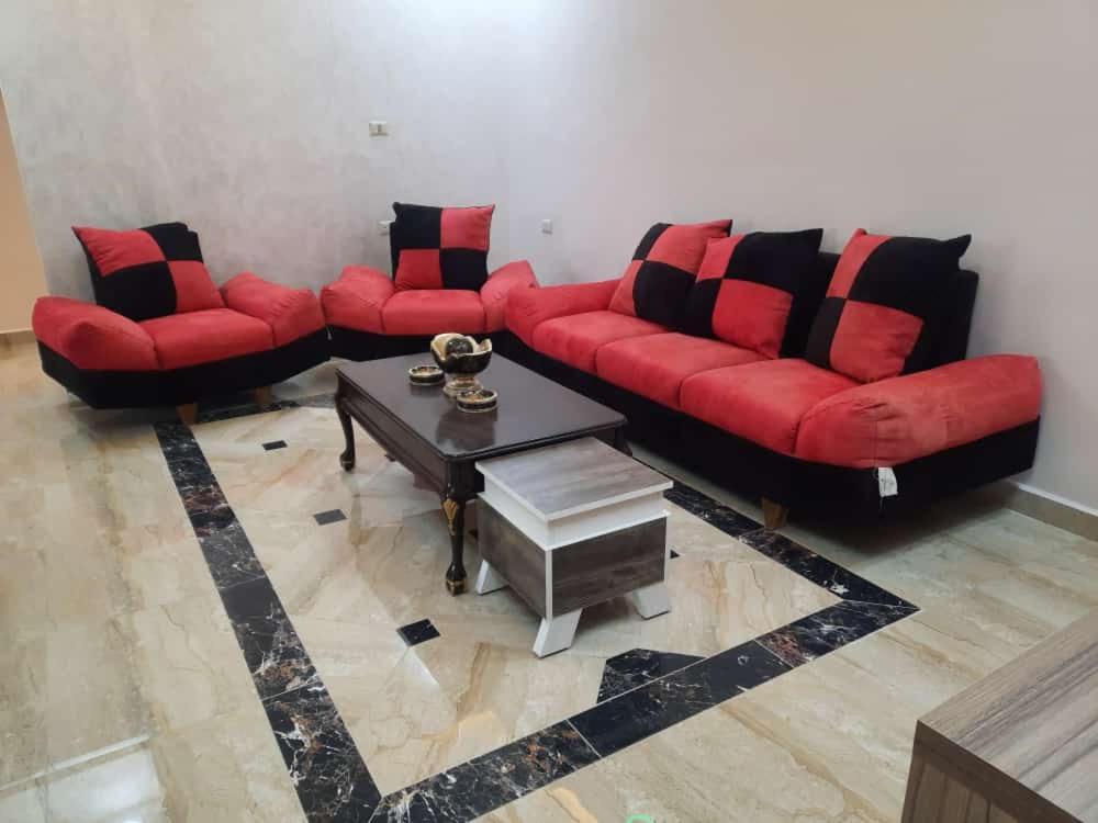 Lotus Housing For Furnished Apartments Dzseras Kültér fotó