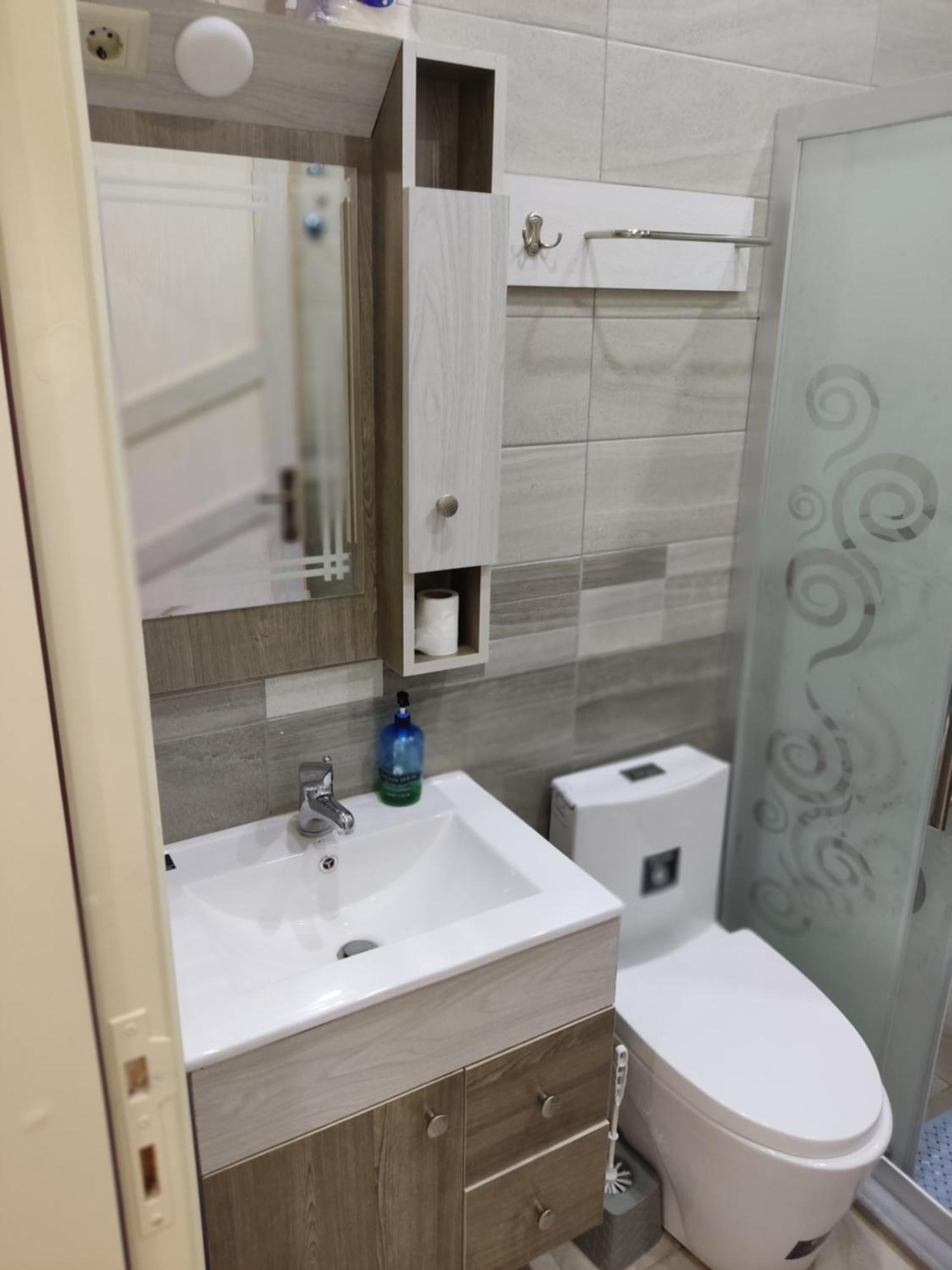 Lotus Housing For Furnished Apartments Dzseras Kültér fotó
