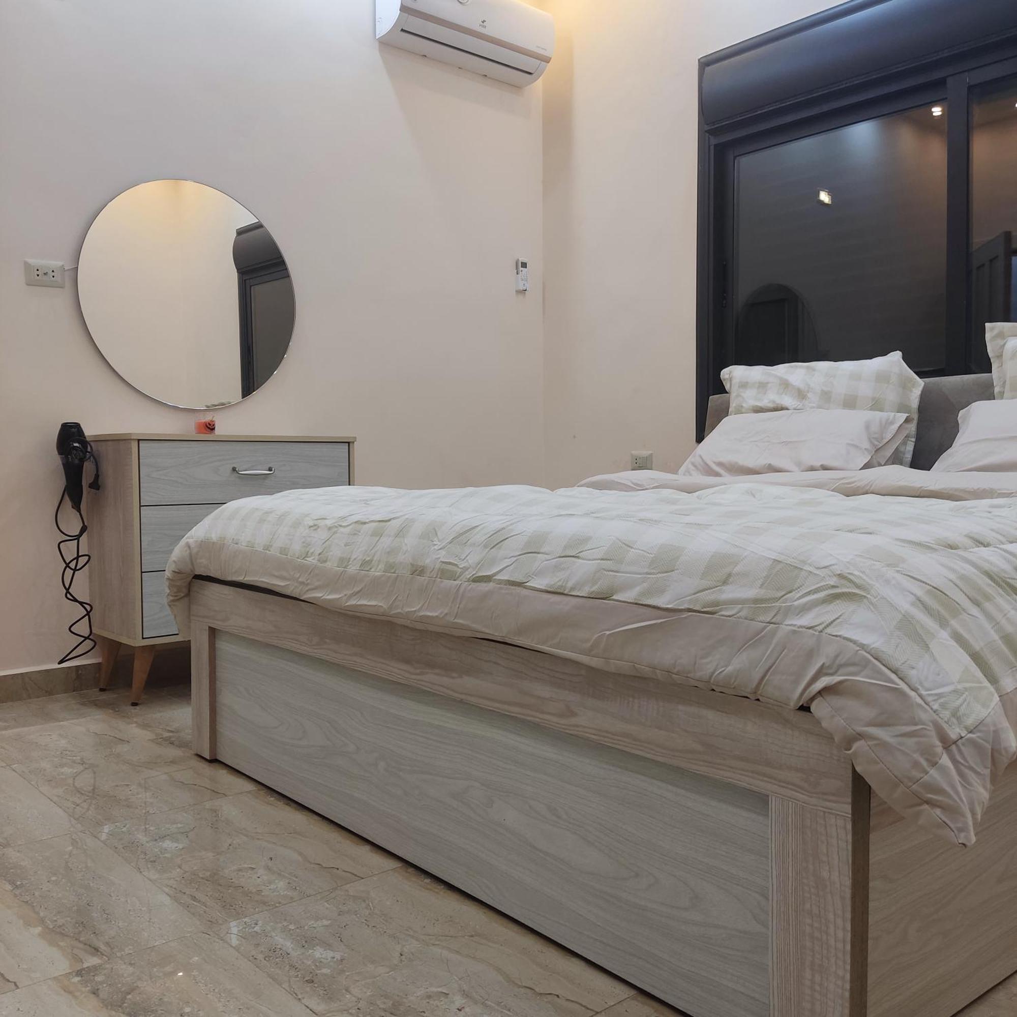 Lotus Housing For Furnished Apartments Dzseras Kültér fotó