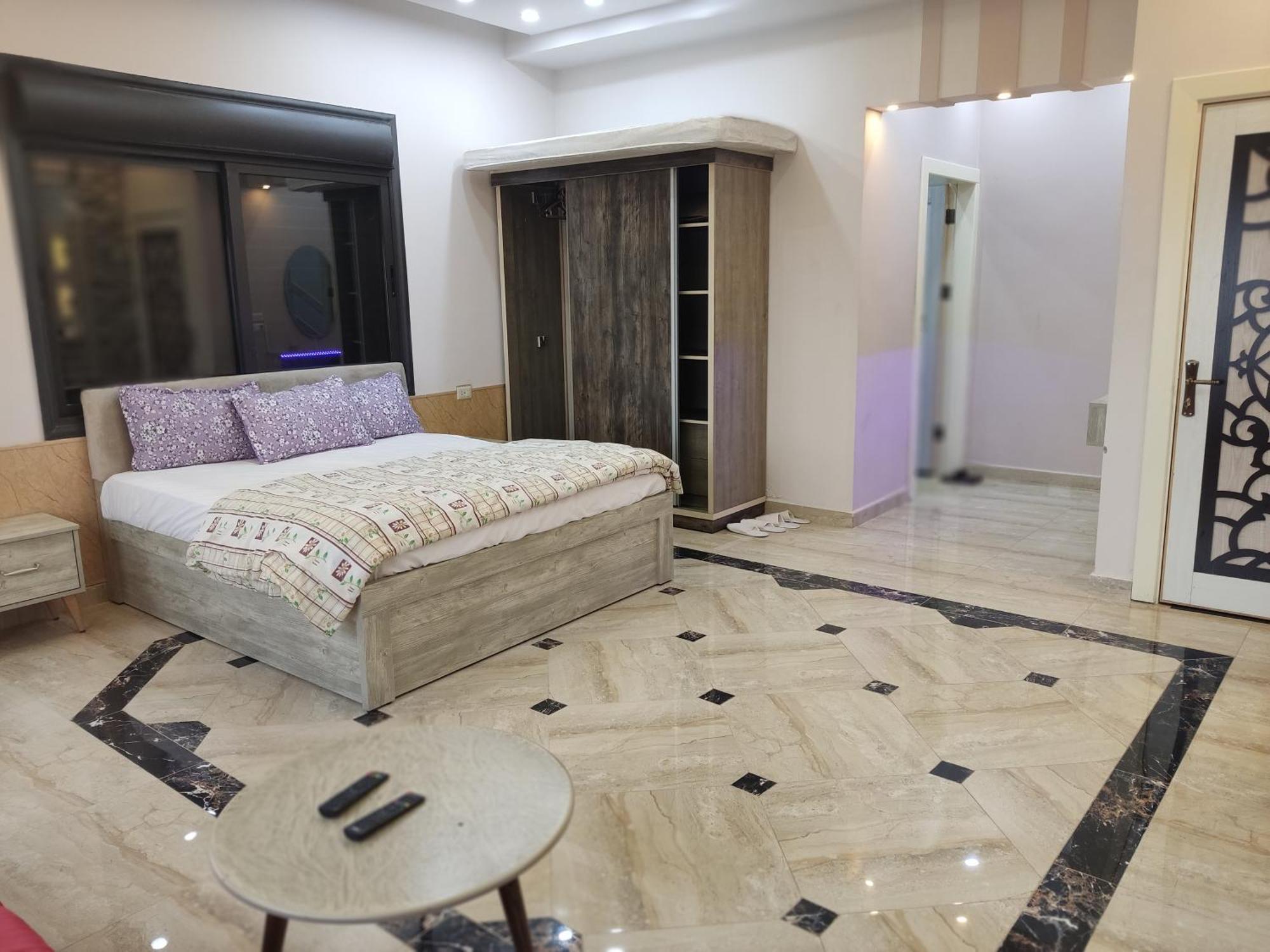 Lotus Housing For Furnished Apartments Dzseras Kültér fotó