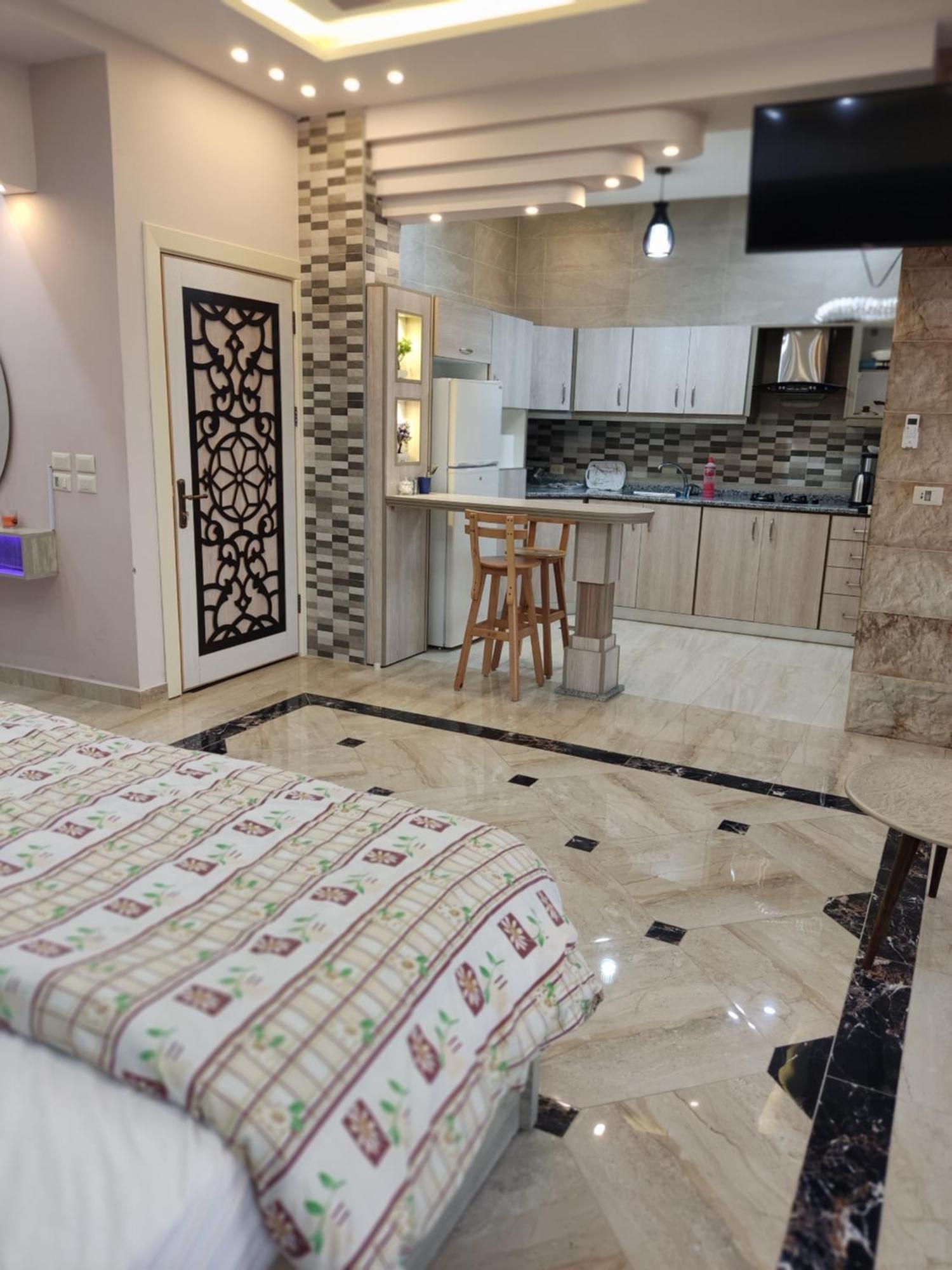 Lotus Housing For Furnished Apartments Dzseras Kültér fotó
