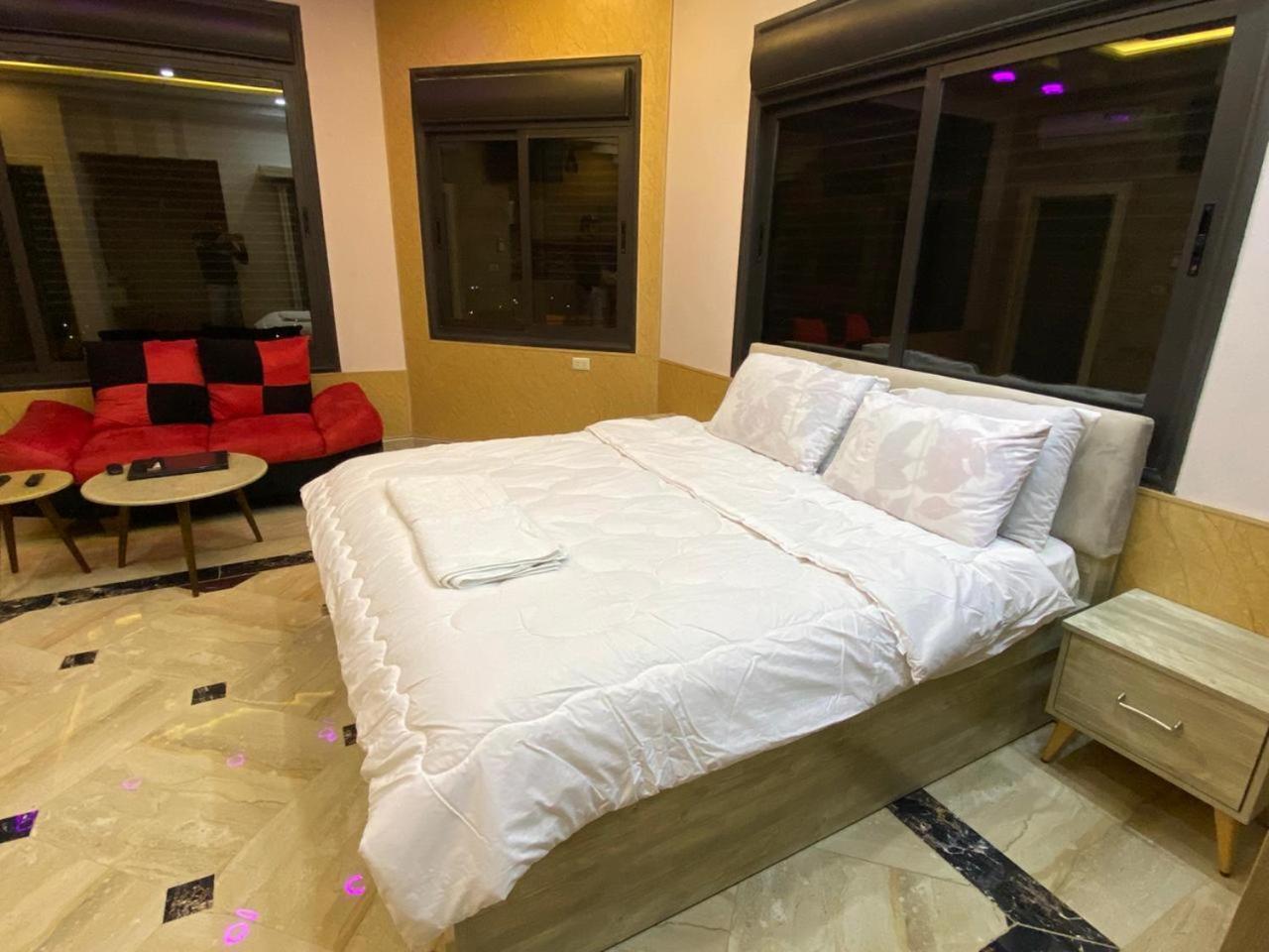 Lotus Housing For Furnished Apartments Dzseras Szoba fotó