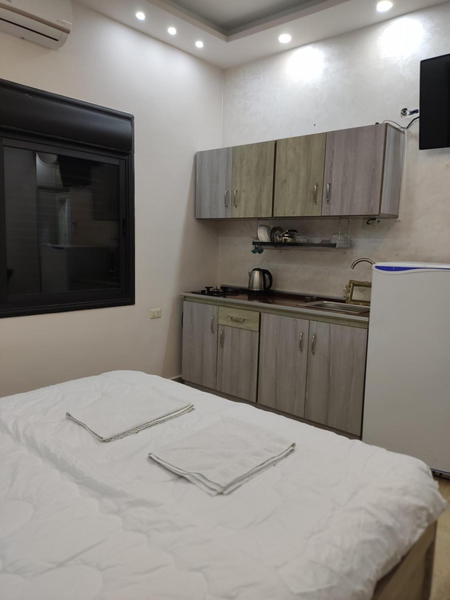 Lotus Housing For Furnished Apartments Dzseras Szoba fotó